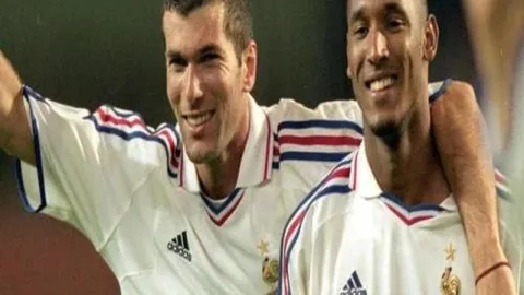 【华东理工乒乓精英斩获大学生锦标赛三金三银一铜辉煌战绩】